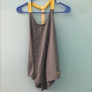 Nike workout tank top